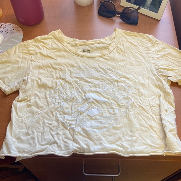 yellow women’s billabong shirt - Picture 1 of 3